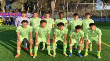 حمزة عبد الكريم يسجل هدفه الأول مع شباب برشلونة في ظهوره الأول